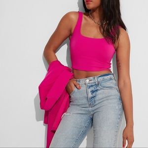 Express Body Contour Matte Square Neck Cropped Tank